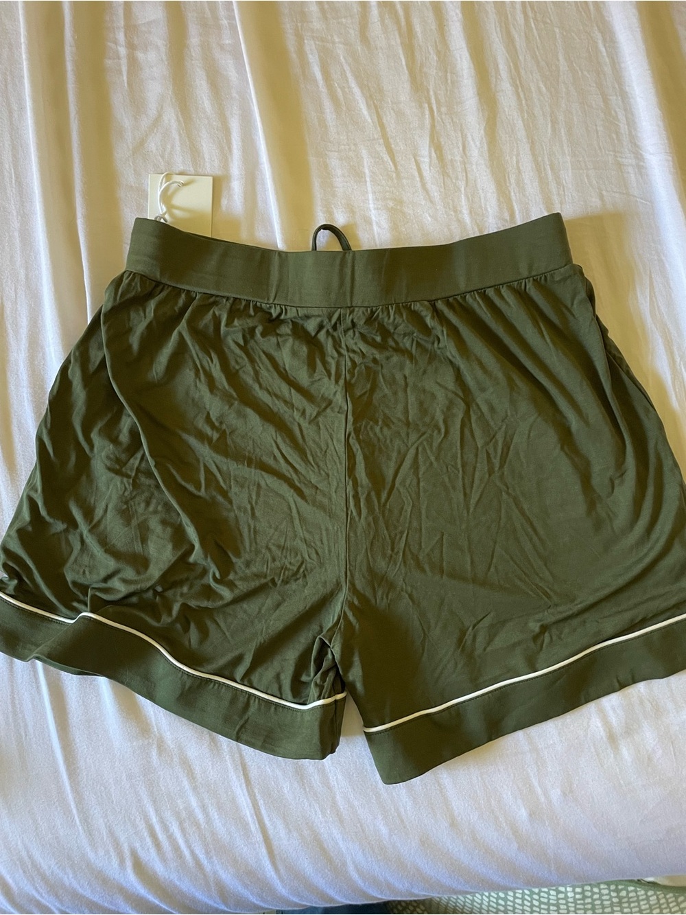 Cozy Earth Olive Short Pajama Set - Picture 5 of 8